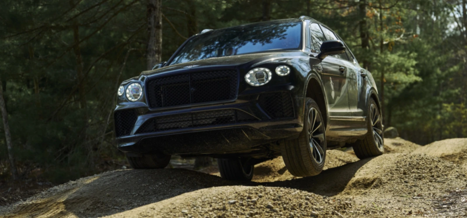 Bentley Bentayga before hitting the dirt at The Preserve's off-road course in Rhode Island